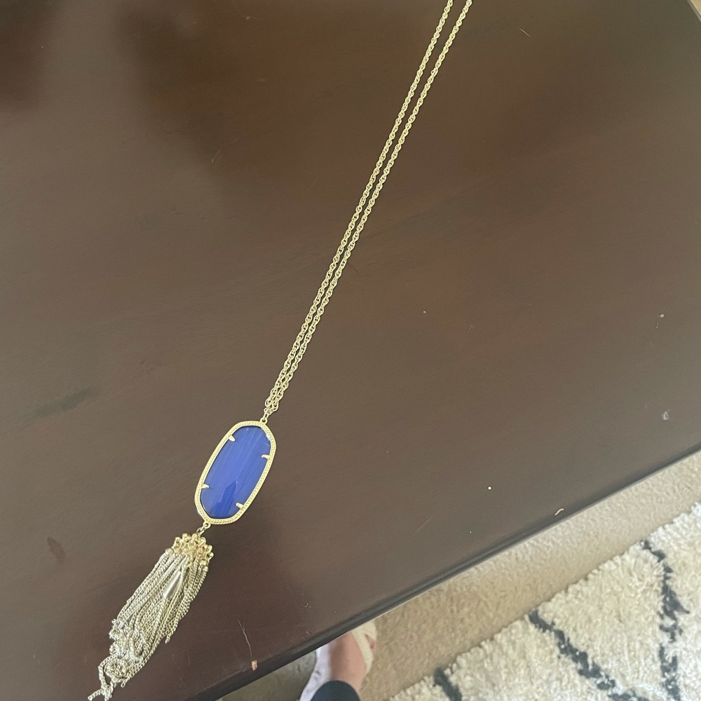 Kendra Scott necklace